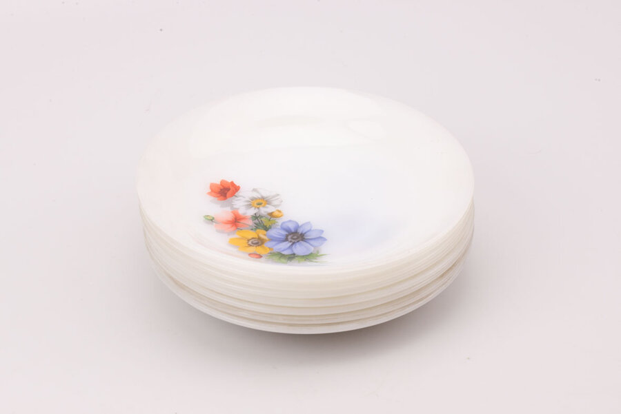 8 assiettes creuses Arcopal Anémones 