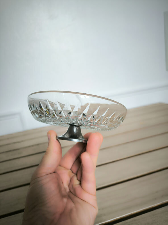 Coupelle en cristal avec pied