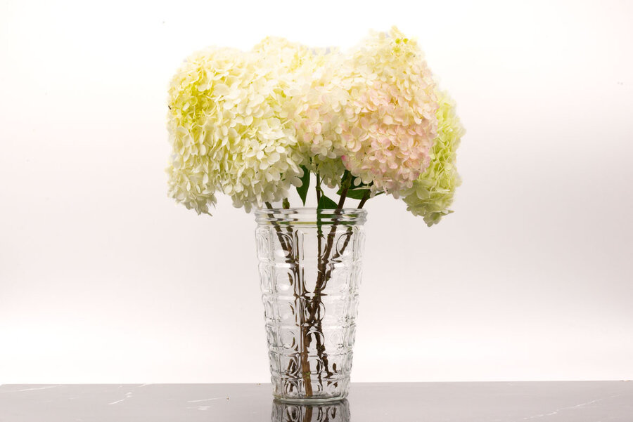 Vase vintage en verre moulé