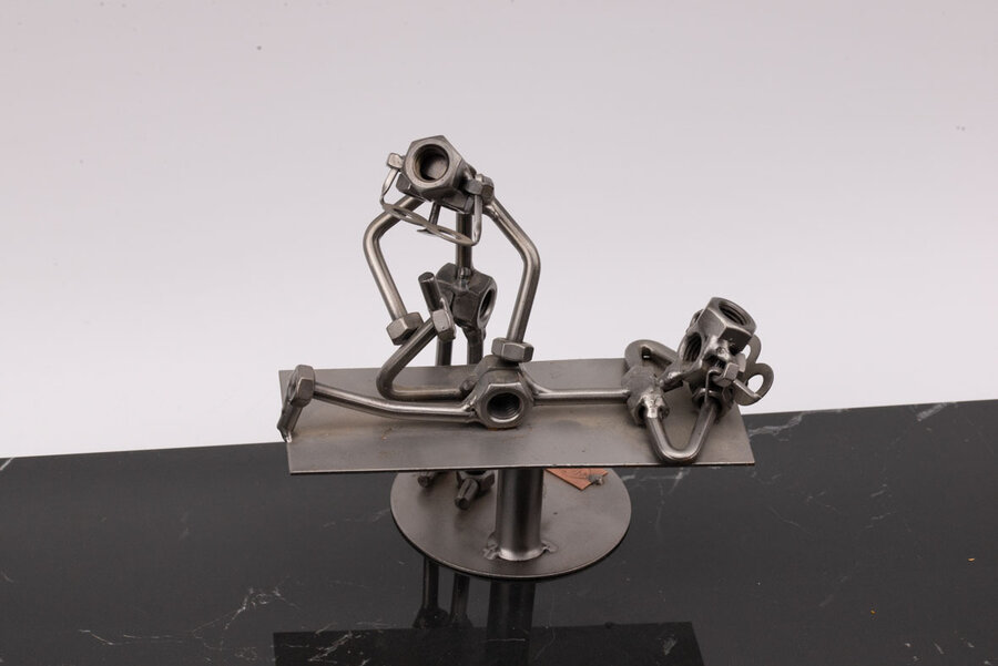 Hinz & Kunst kinésithérapeute en acier 