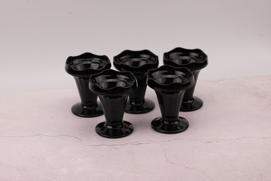 5 coupes à dessert en verre noir Luminarc