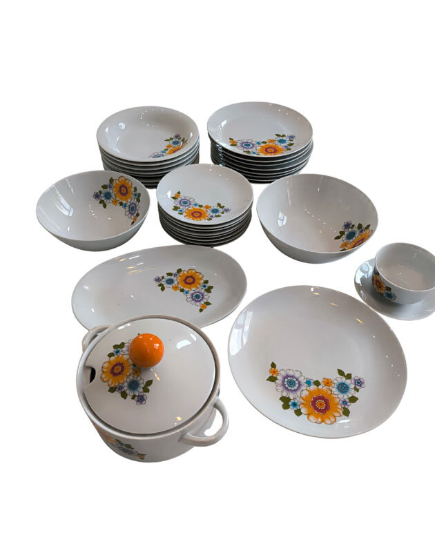 Service complet vintage en porcelaine 8 personnes assiettes plats soupière saucière Mitterteich