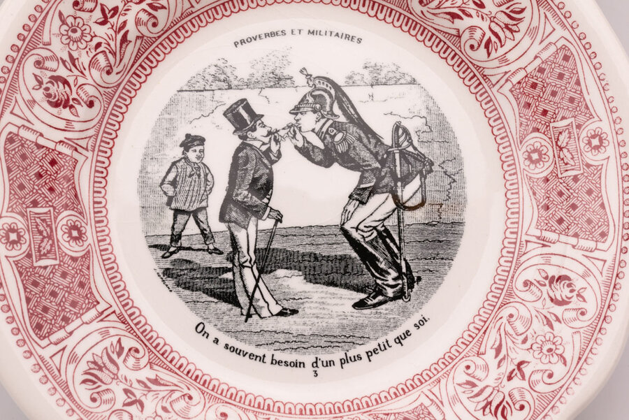 6 assiettes à dessert Gien Proverbes militaires