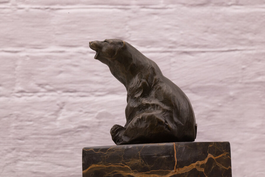 Sculpture en bronze ours polaire signé Milo