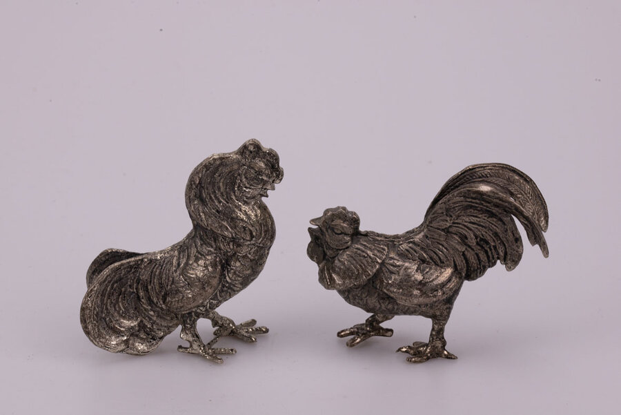 Duo coqs en métal argenté