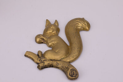 Déco murale en forme d'écureuil