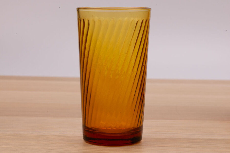 6 verres à eau ambre