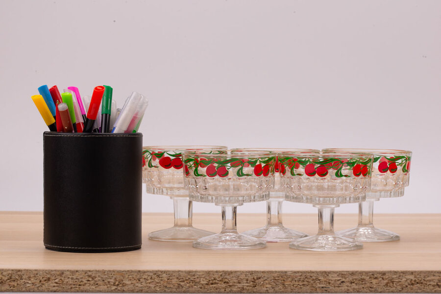 6 coupes en verre vintage aux motifs cerises