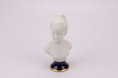Buste jeune femme Tharaud Limoges