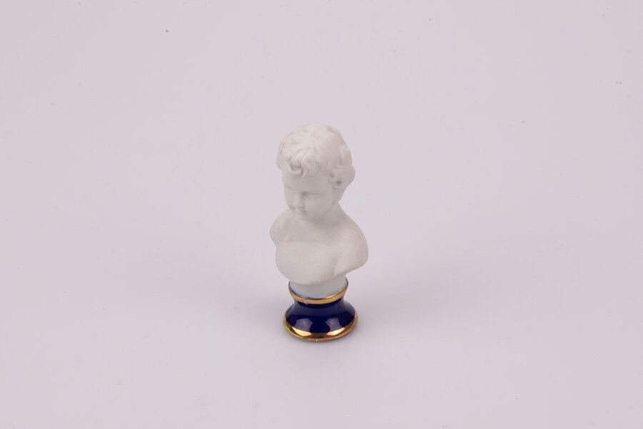 Buste petit garçon en biscuit Limoges