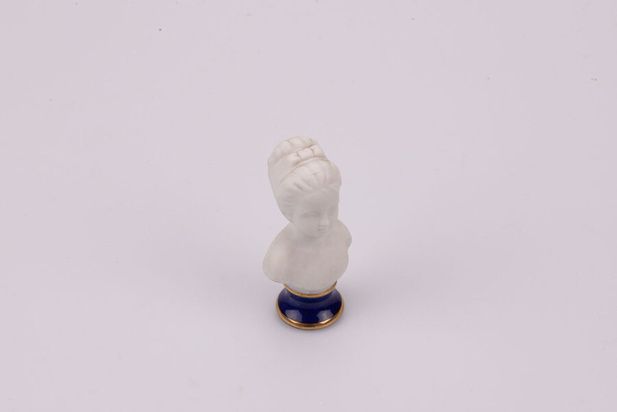Buste fille Louise Brongniart biscuit Limoges