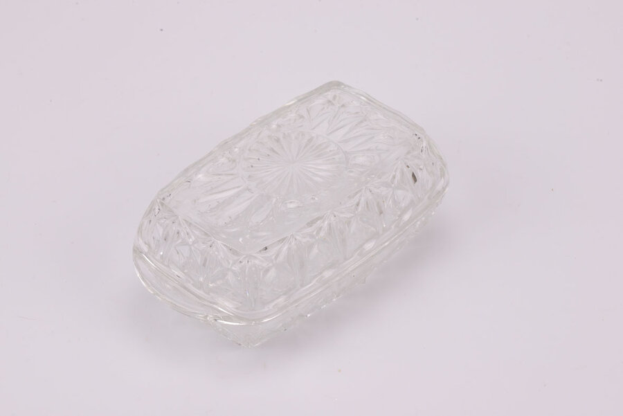 Beurrier en verre aux finitions sublimes des années 50-60 