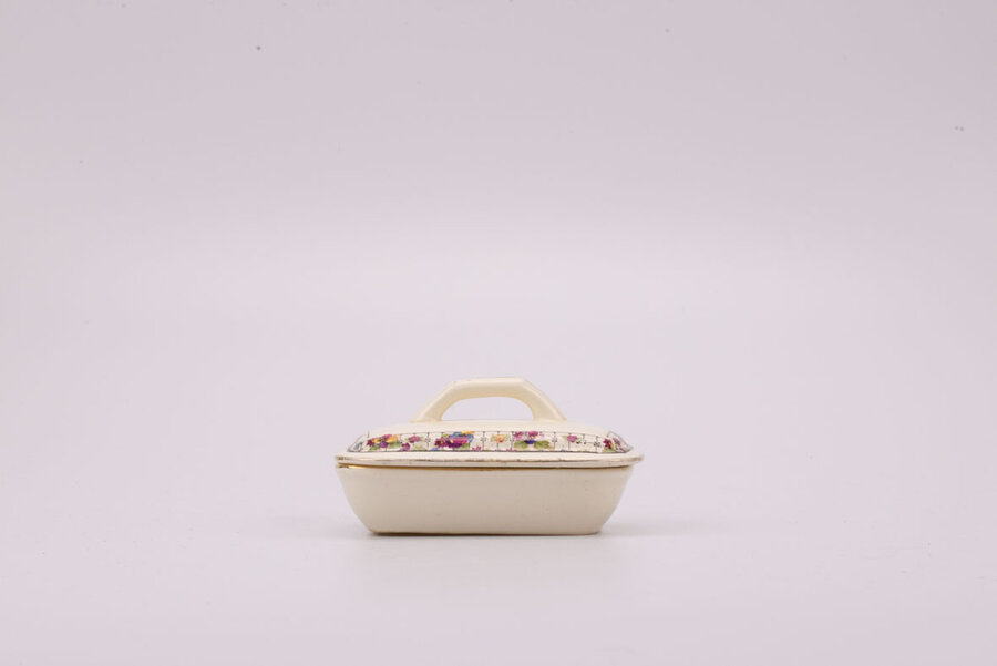 Porte-savon vintage en faïence de chez Boch