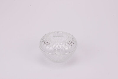 Bonbonnière vintage en verre fabriquée en France.