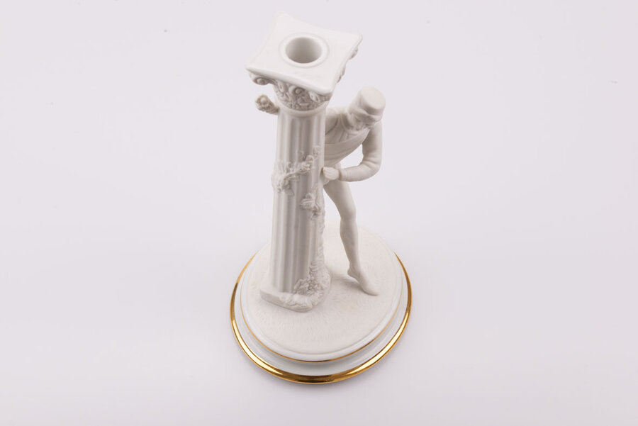 Chandelier en porcelaine vintage et blanche modèle Roméo 