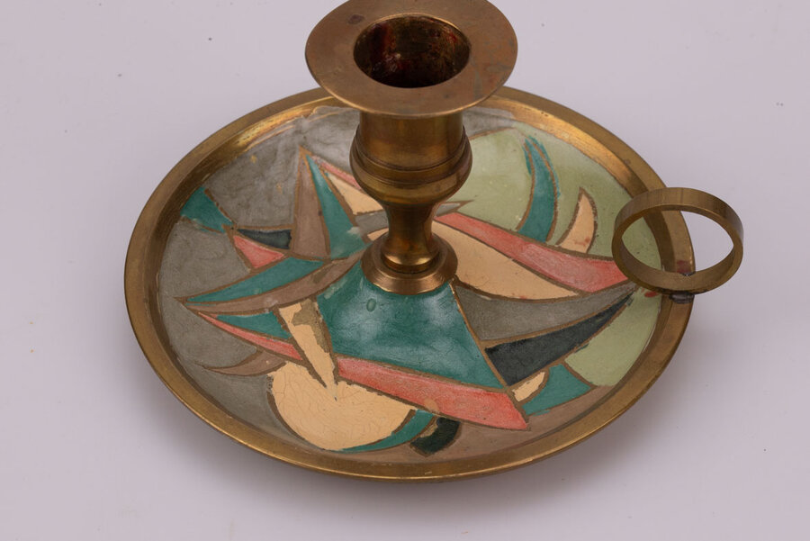 Bougeoir en laiton, modèle rat de cave, avec des motifs géométriques peints à la main