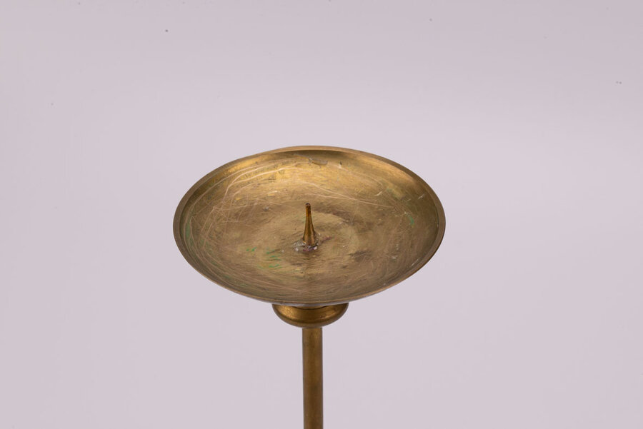 Chandelier long vintage en laiton