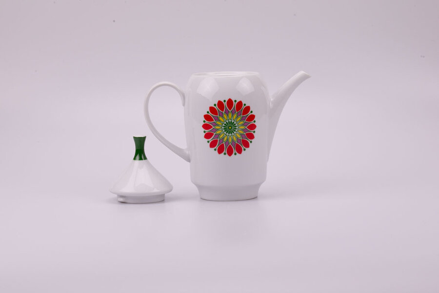 Théière vintage en porcelaine de la manufacture Winterling en Bavière
