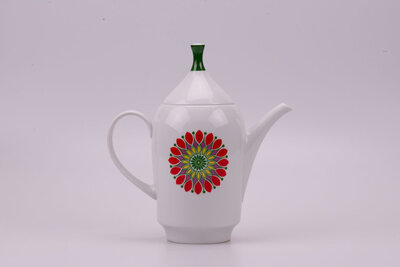 Théière vintage en porcelaine de la manufacture Winterling en Bavière