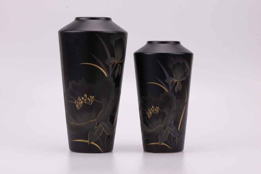 Duo de vases vintage de tailles différentes en céramique de chez Carstens Tönnieshof