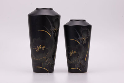 Duo de vases vintage de tailles différentes en céramique de chez Carstens Tönnieshof