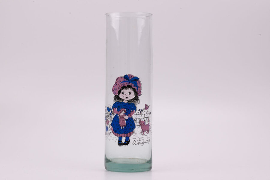 Vase vintage en verre Wendy Mill avec un dessin de petite fille