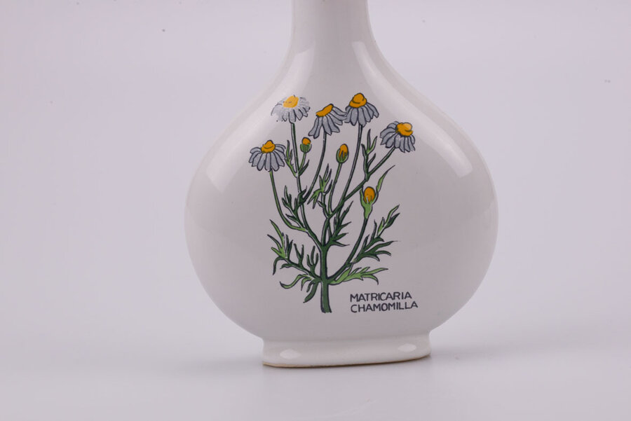 Flacon vintage en céramique de chez Herr Keramik avec un motif de menthe poivrée