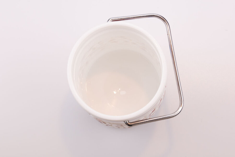 Seau à glaçons vintage en opaline avec un magnifique graphique rouge et blanc