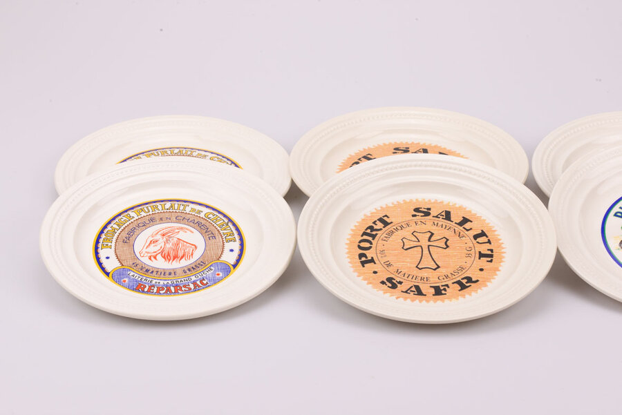 Set d'assiettes à fromage vintage des Faïence de St-Amand 