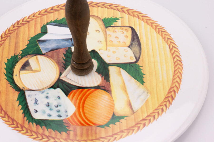 Plateau à fromage vintage en porcelaine de chez Revol