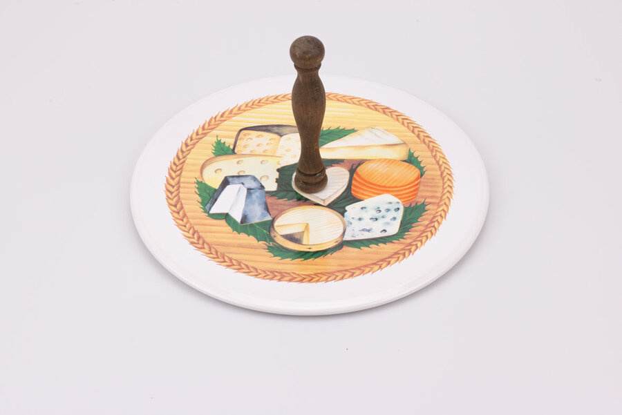 Plateau à fromage vintage en porcelaine de chez Revol