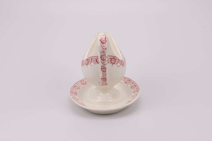 Saucière vintage en faïence de chez Boch Frères collection Ramona