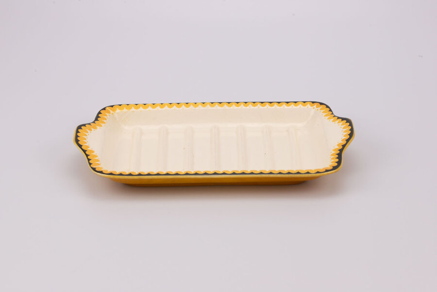 Plat de service vintage en porcelaine de chez Villeroy & Boch