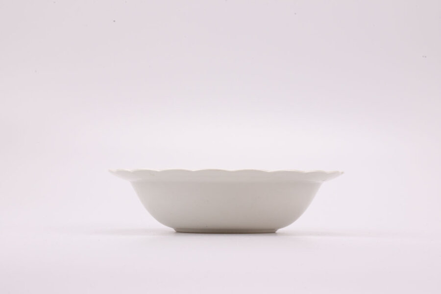 Saladier vintage en porcelaine de chez Ridgway Windsor