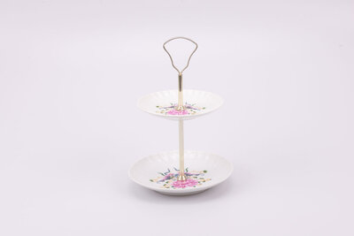 Présentoir à étages vintage en porcelaine Lourioux dans le Berry