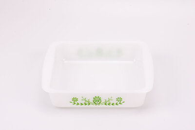 Plat à cuisson vintage Glasbake en opaline, de forme carrée