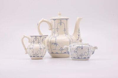 Cafetière sucrier et pot à lait vintage en faïence de Royal Boch