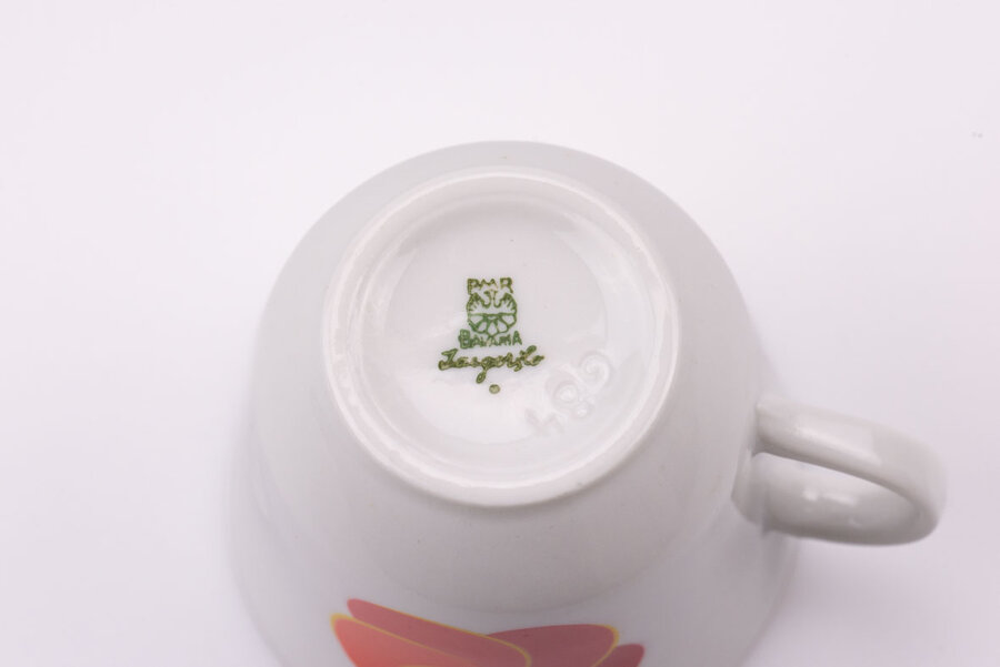 Tasses et soucoupes Jaeger & Co