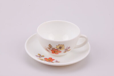 Tasse à café et sous-tasses vintage en porcelaine Arcopal 