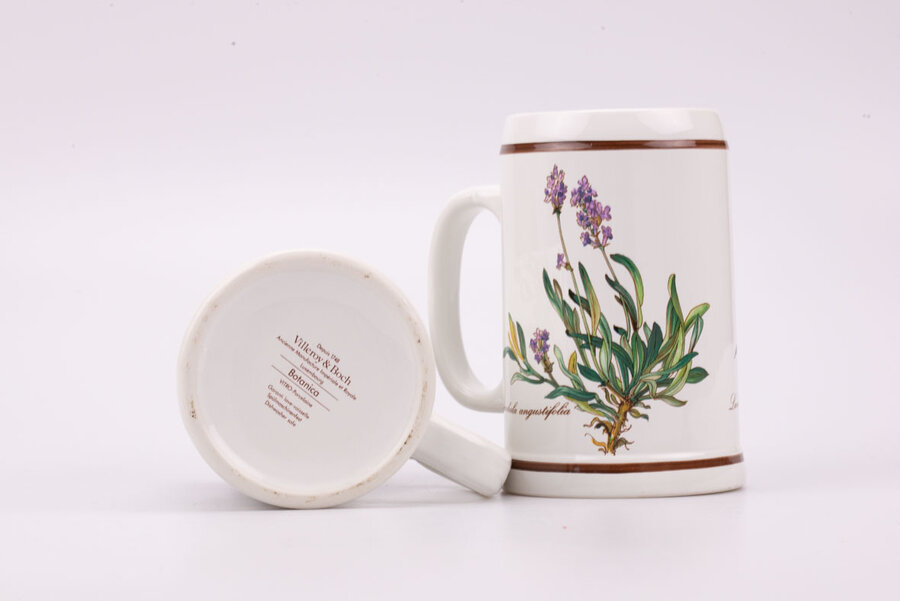 2 Grandes chopes à bière en céramique avec un hanse de chez Villeroy & Boch 