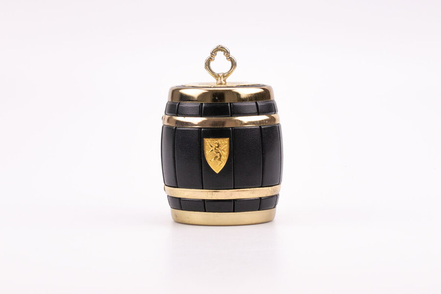 Distributeur de cigarettes vintage