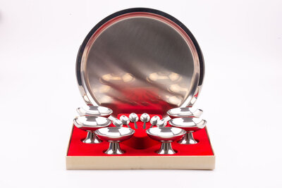 6 coupes à glace en inox avec 6 cuillères et 1 grand plat de présentation,