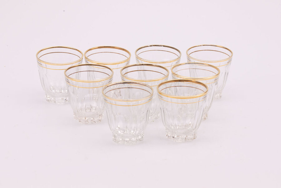Verre à liqueur doré