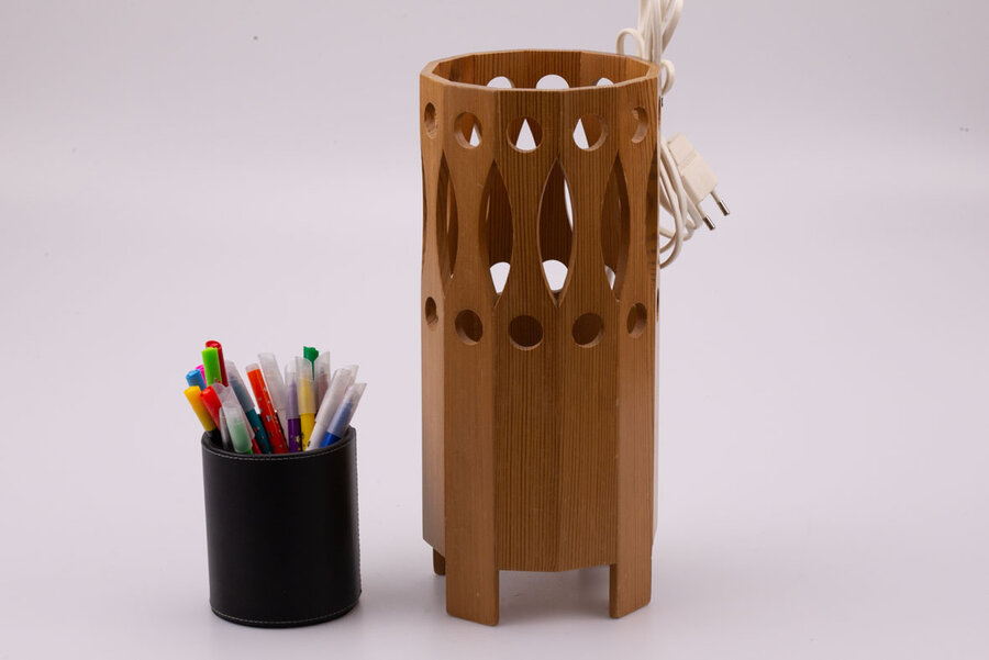 Lampe de chevet en bois