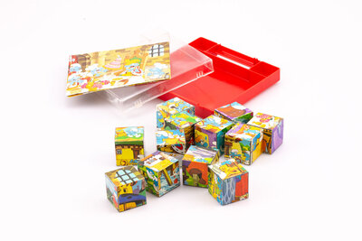 Jeu en cubes qui date de 1982 © Peyo et qui donne à l'enfant de réaliser 6 puzzles différents ( les 6 faces du cube). Traces d'usure normales du temps sur la boite, système de fermeture abimé