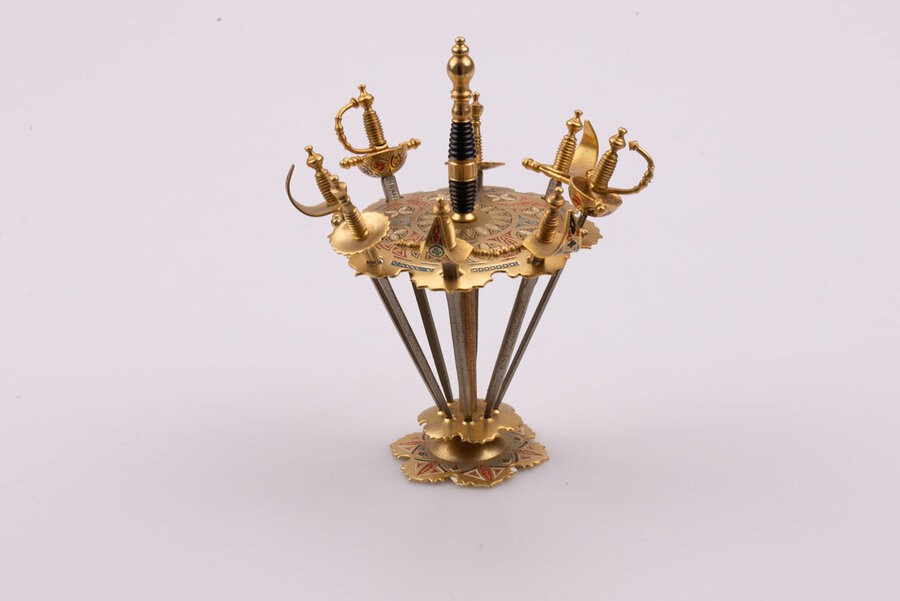 Piques apéritif en forme d'épées Toledo