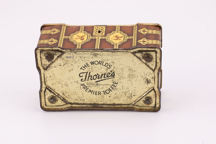 Boîte ancienne en métal, biscuits Thornes