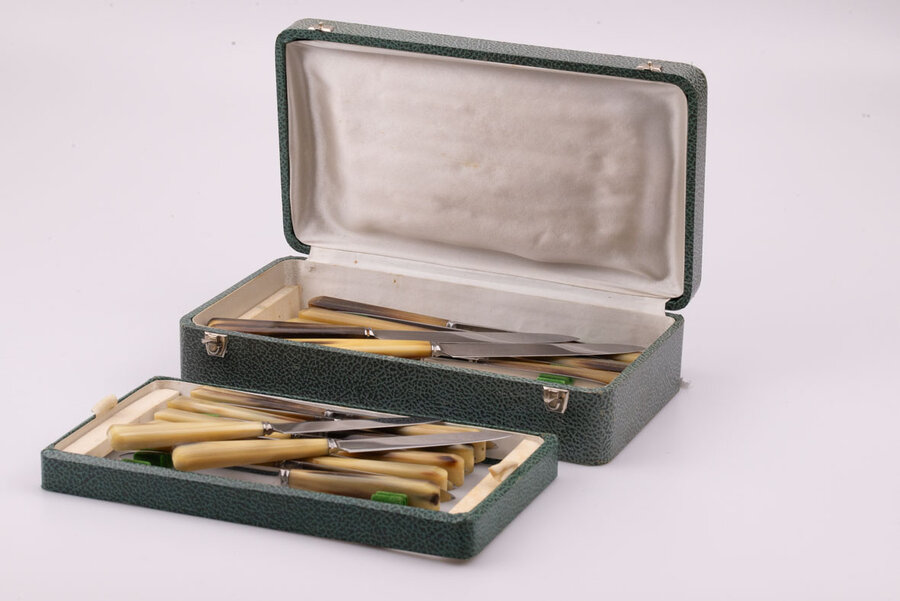 Coffret de 24 couteaux de table