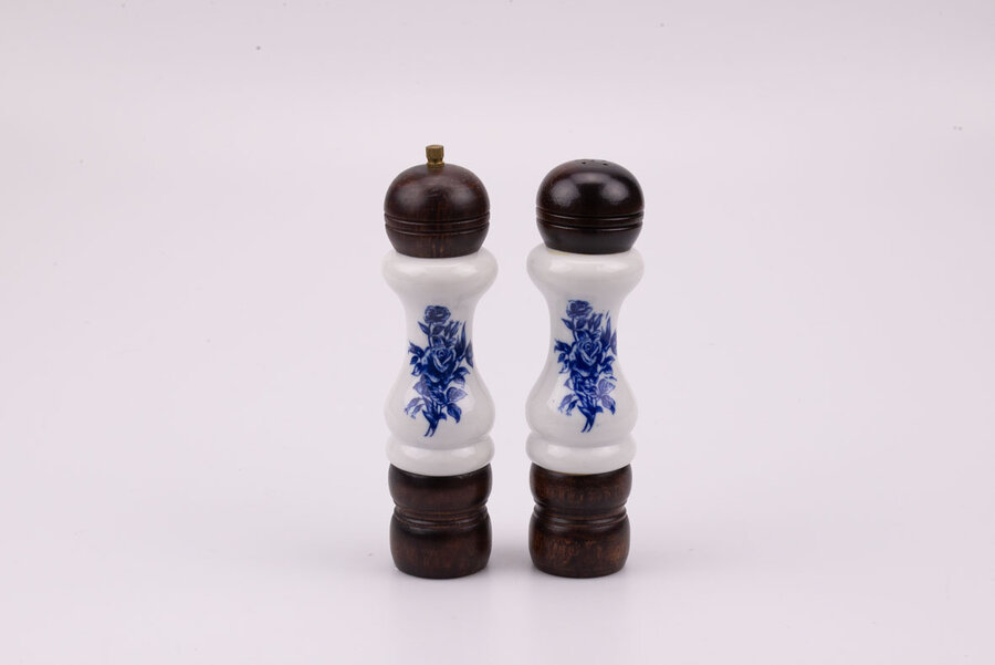 Set sel, poivre et couverts