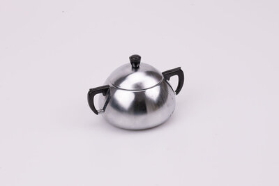Sucrier raffiné en inox fabriqué par la prestigieuse marque Demeyere. 